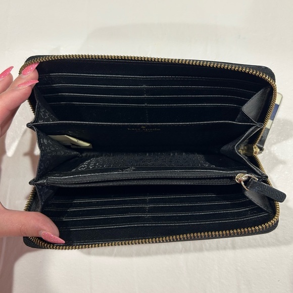 Kate Spade Navy and Cream Stripe Wallet - Picture 4 of 5